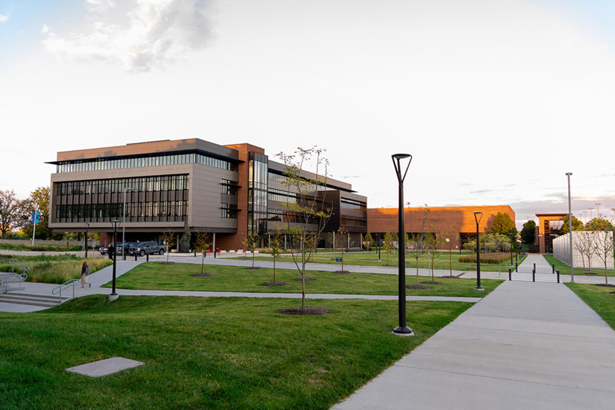 STLCC Forest Park Center for Nursing and Advanced Health Sciences ...